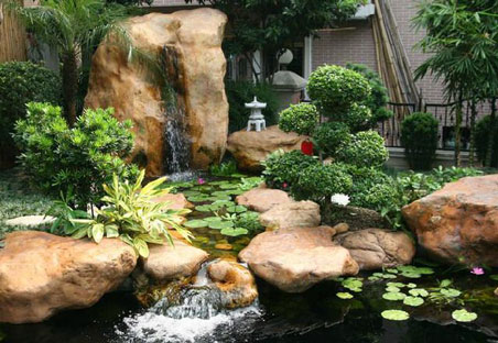 別墅庭院中堆疊假山的技巧及實景圖